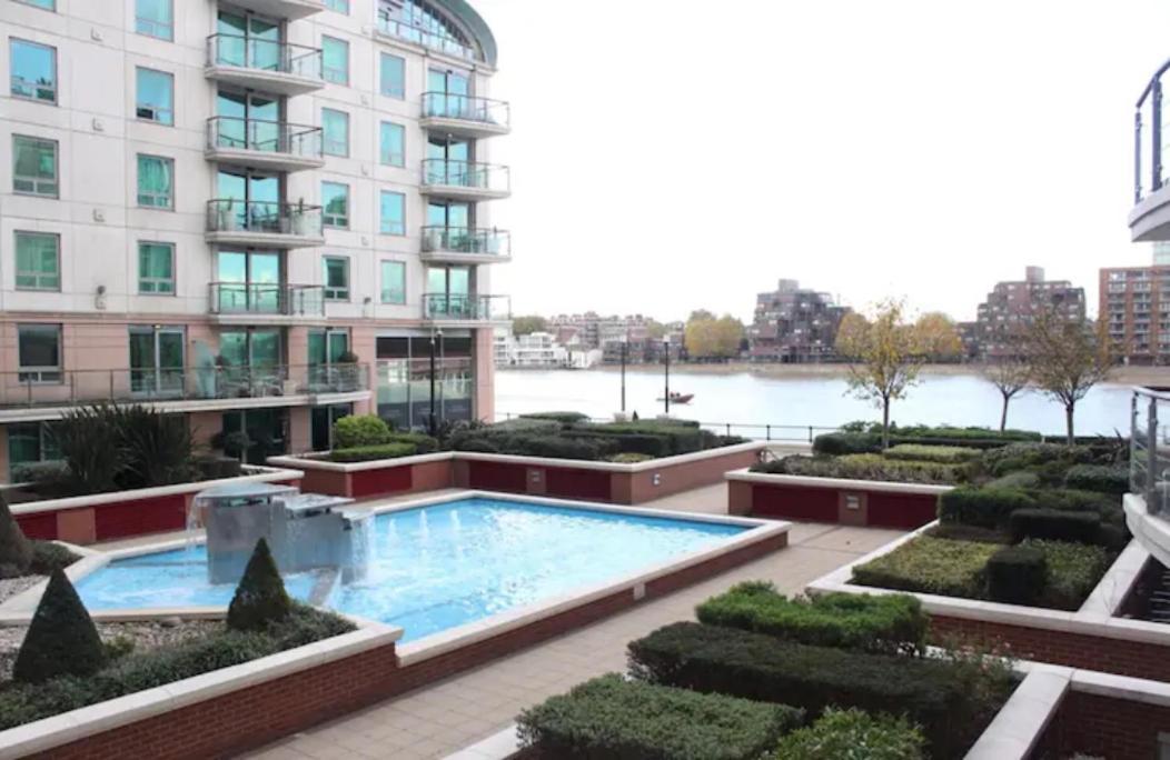 Riverside Balcony Apartments, 10 Minutes From Oxford Circus London Exterior foto