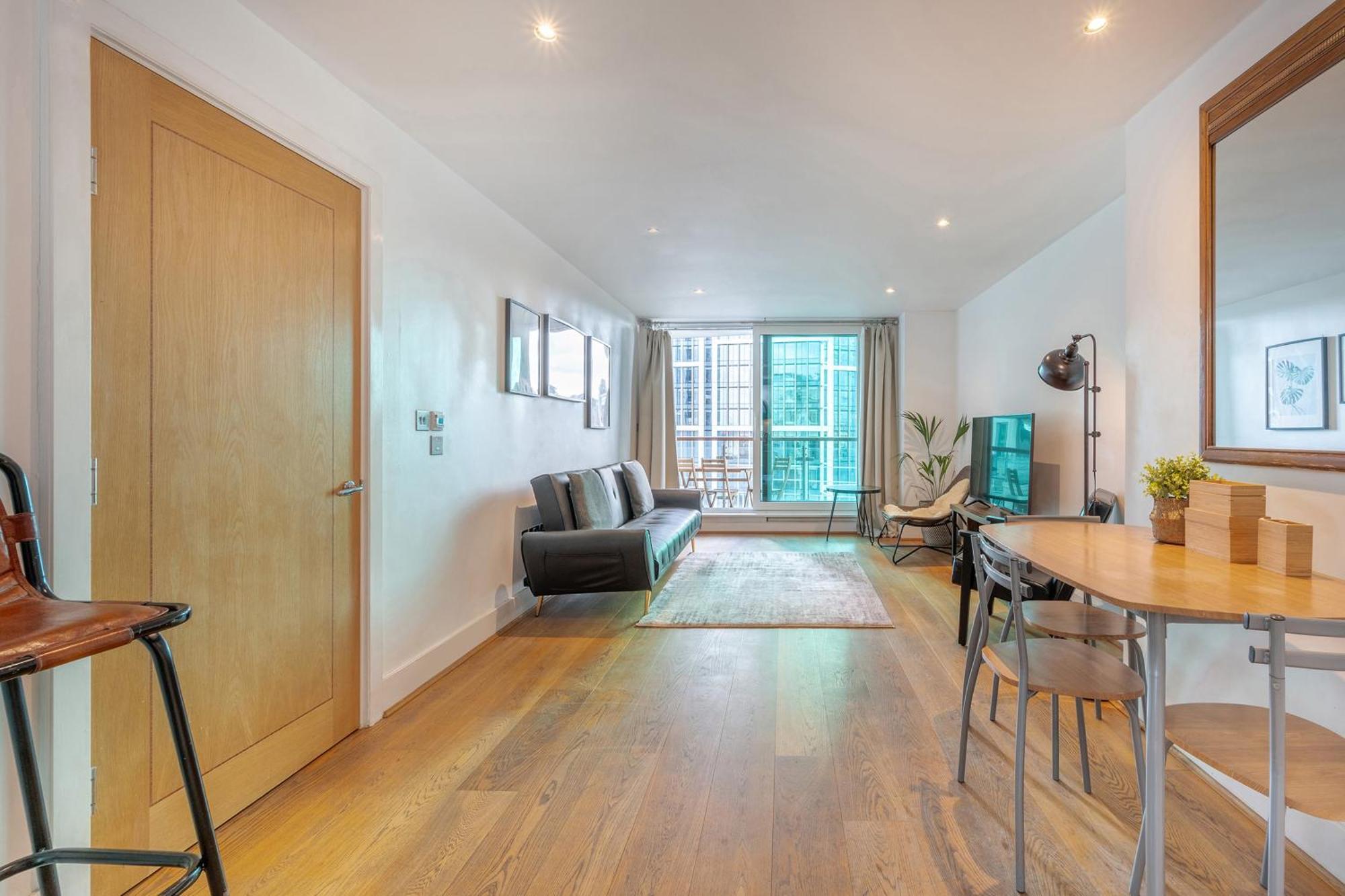 Riverside Balcony Apartments, 10 Minutes From Oxford Circus London Exterior foto