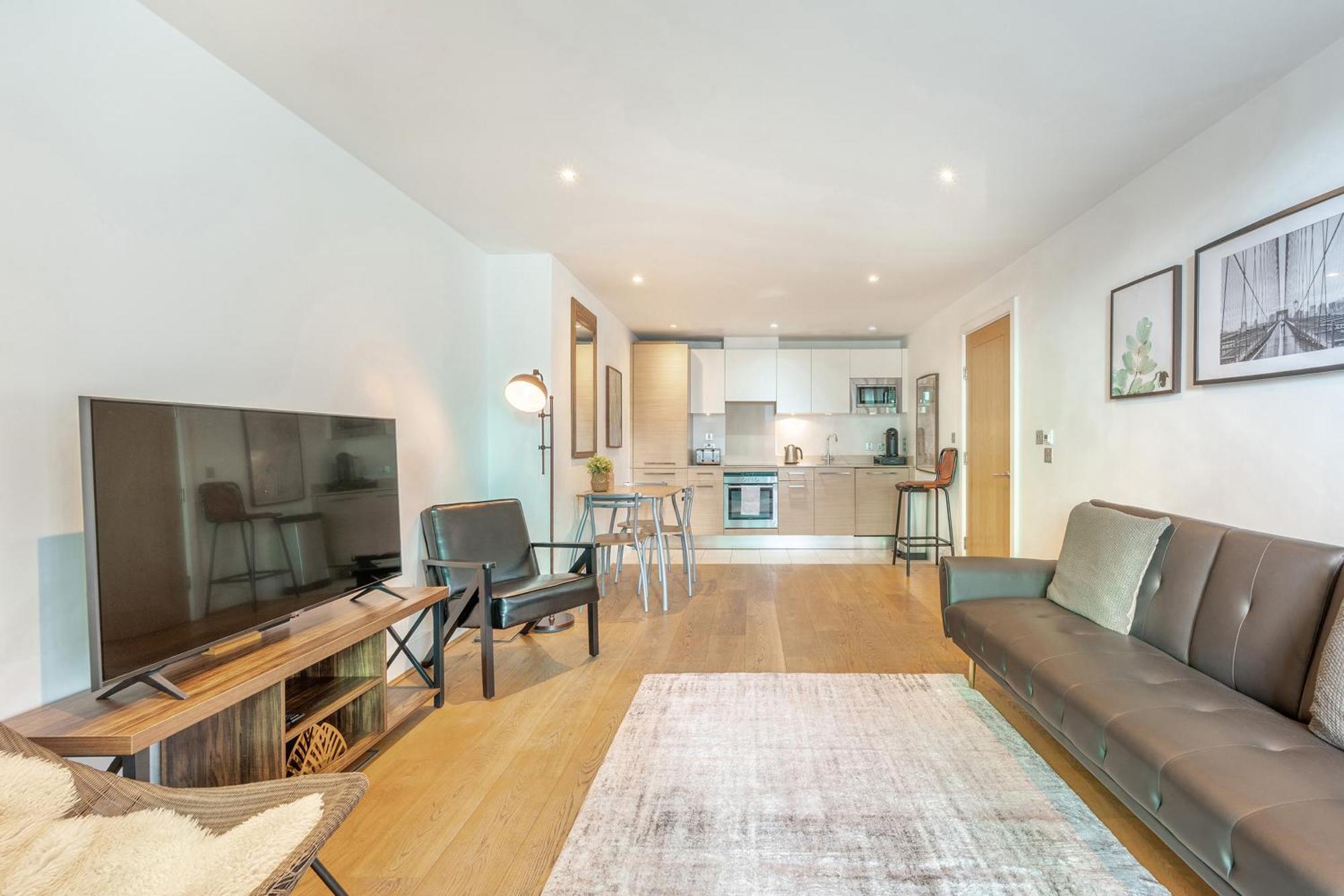 Riverside Balcony Apartments, 10 Minutes From Oxford Circus London Exterior foto